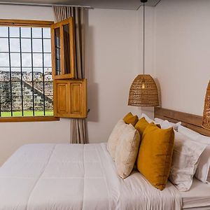 Estudio Superior con Cama King